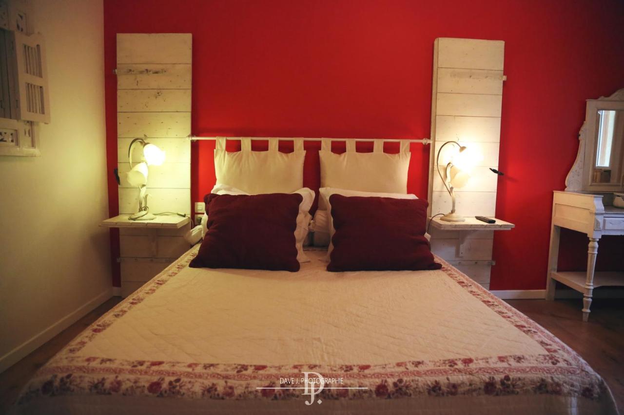 Mas De La Sauline Bed and Breakfast La Roque-d'Antheron Buitenkant foto